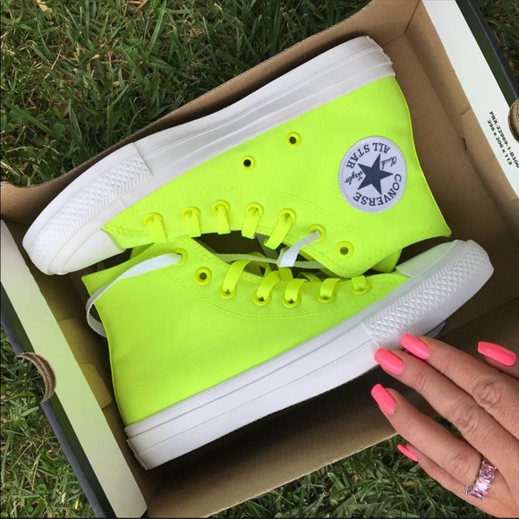 NEW 🎾 WOMENS CONVERSE ALLSTAR II • VOLT - Picture 3 of 8